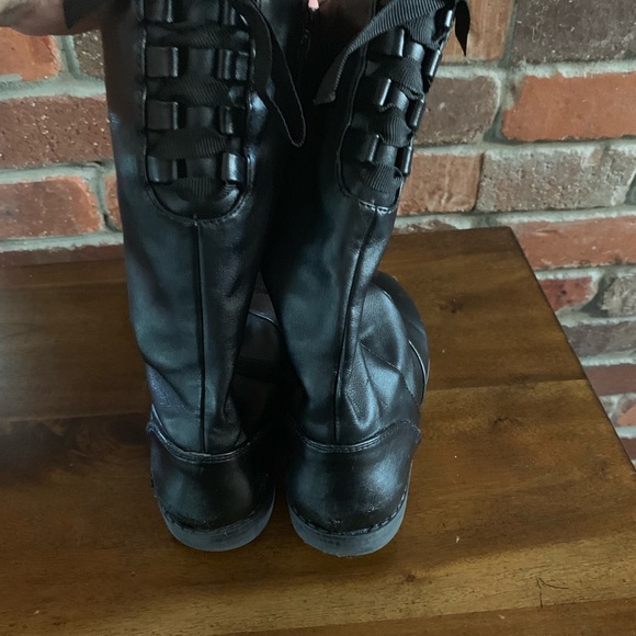 Tucker + Tate Tall Boots with side zipper closure - Picture 2 of 6